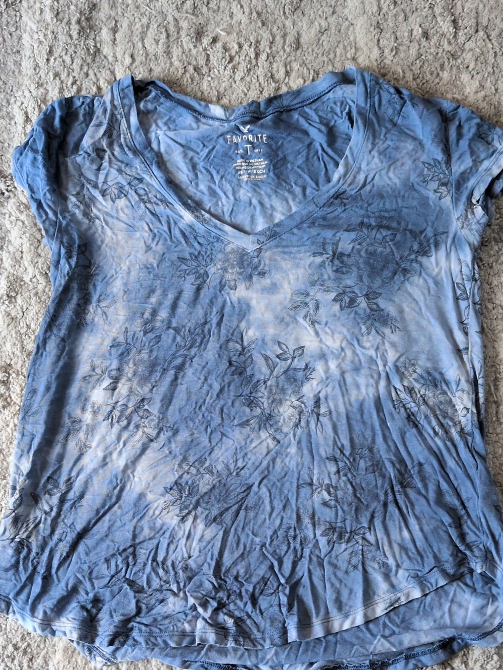 American Eagle Outfitters Blue Tie-Dye V-Neck Tee